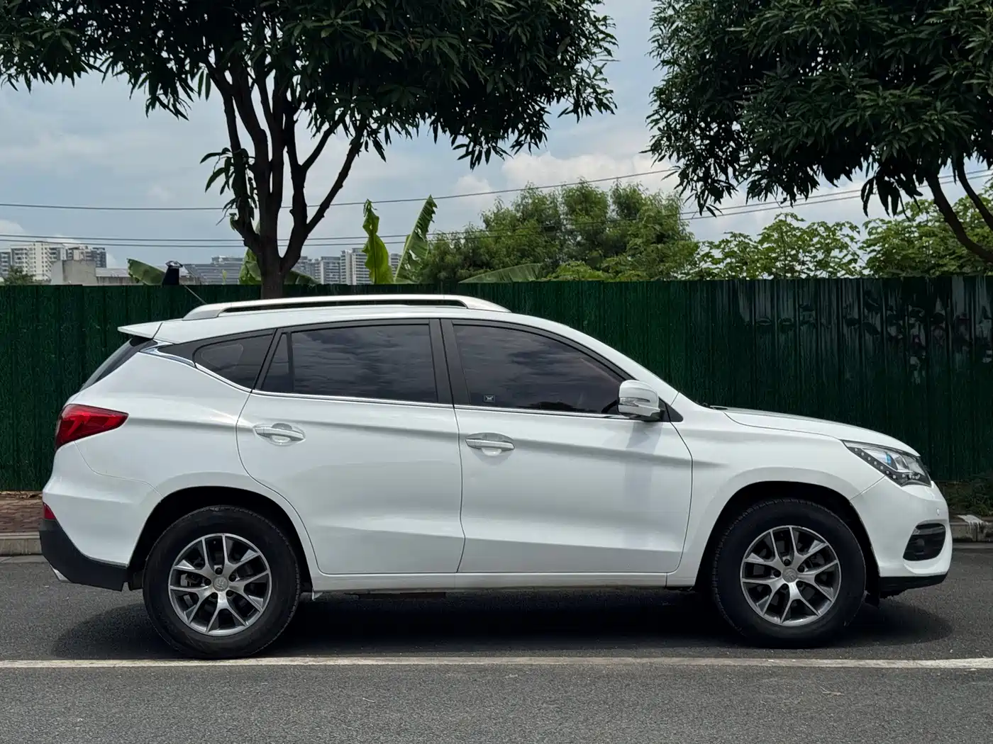 BYD Song 2018 2018 1.5TI Manual Smart Connect Advanced Edition