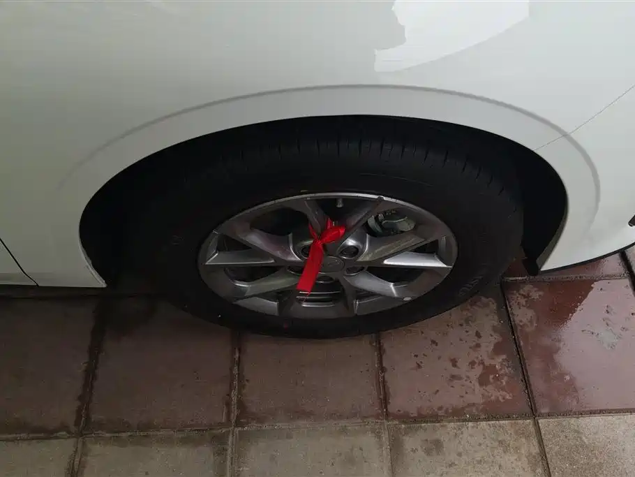 GEELY GALAXY GALAXY L6