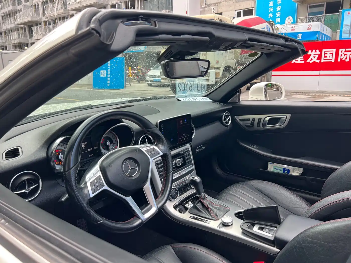 Mercedes-Benz SLK-Class 2012 2011 SLK 200 Luxury Sport