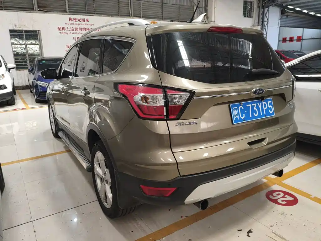 Фото 5 - Ford Kuga