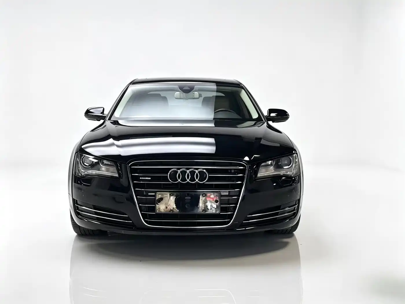 Audi A8 2012 A8L 45 TFSI quattro Luxury фото 2