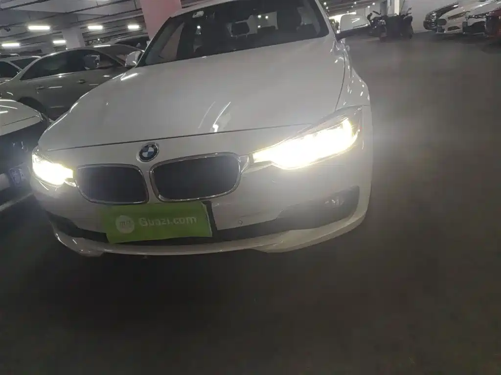 BMW 3 Series 2017 320Li Fashion фото 24