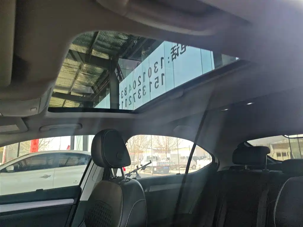 Škoda Superb 2018 TSI330 DSG Comfort Edition China V фото 11