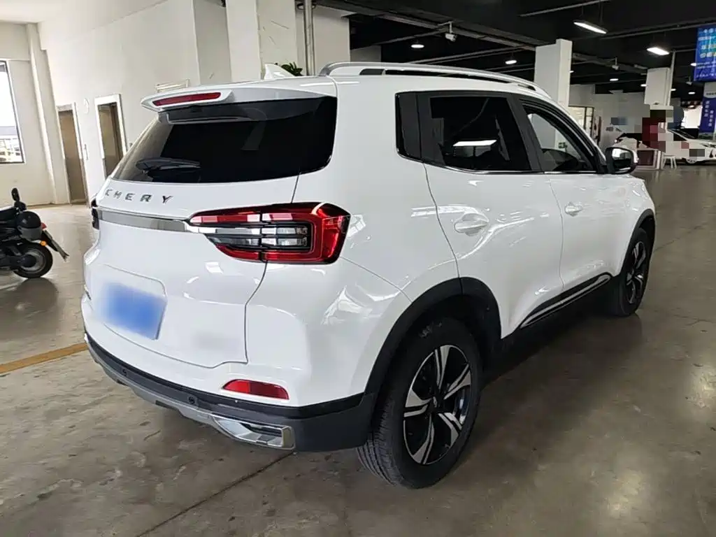 Фото 7 - Chery Tiggo 5x