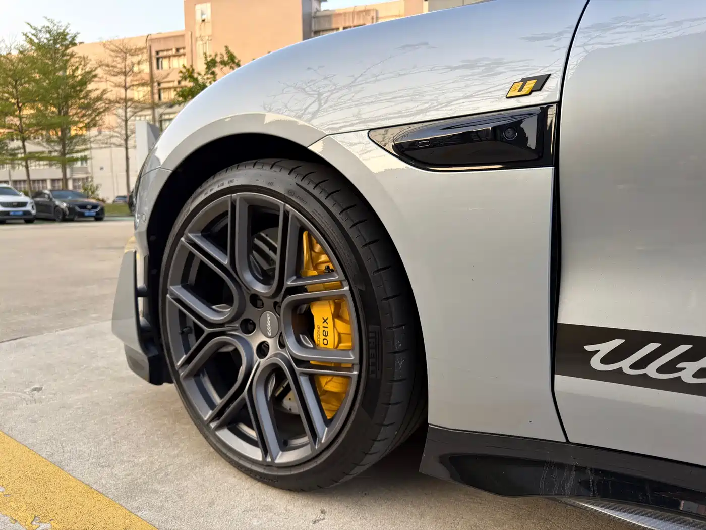 XIAOMI CAR XIAOMI SU7 ULTRA