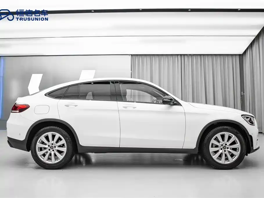 MERCEDES-BENZ GLC COUPE