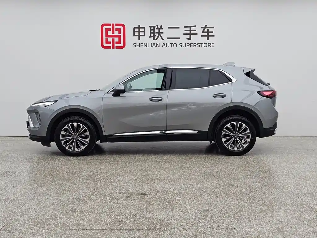 Photo 4 - Buick Envision S