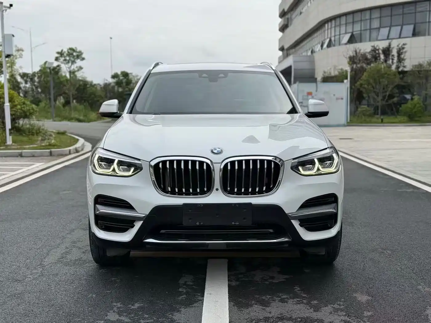 BMW X3 2021 xDrive25i Luxury Package фото 2