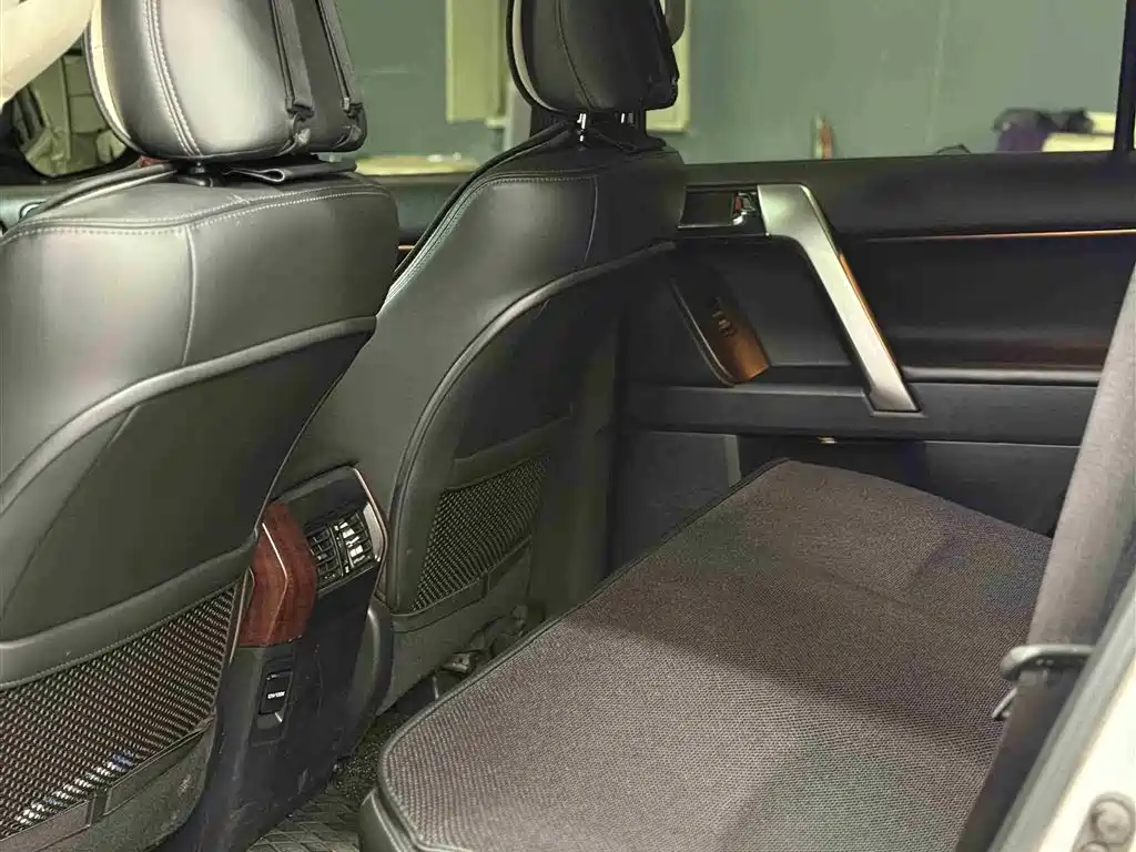 Toyota Prado 2016 3.5L Auto TX-L фото 5