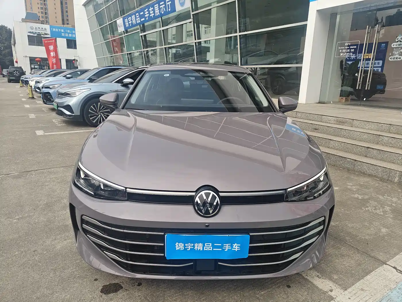 Volkswagen Passat 2025 Pro 380TSI Dragon Prestige Edition фото 3