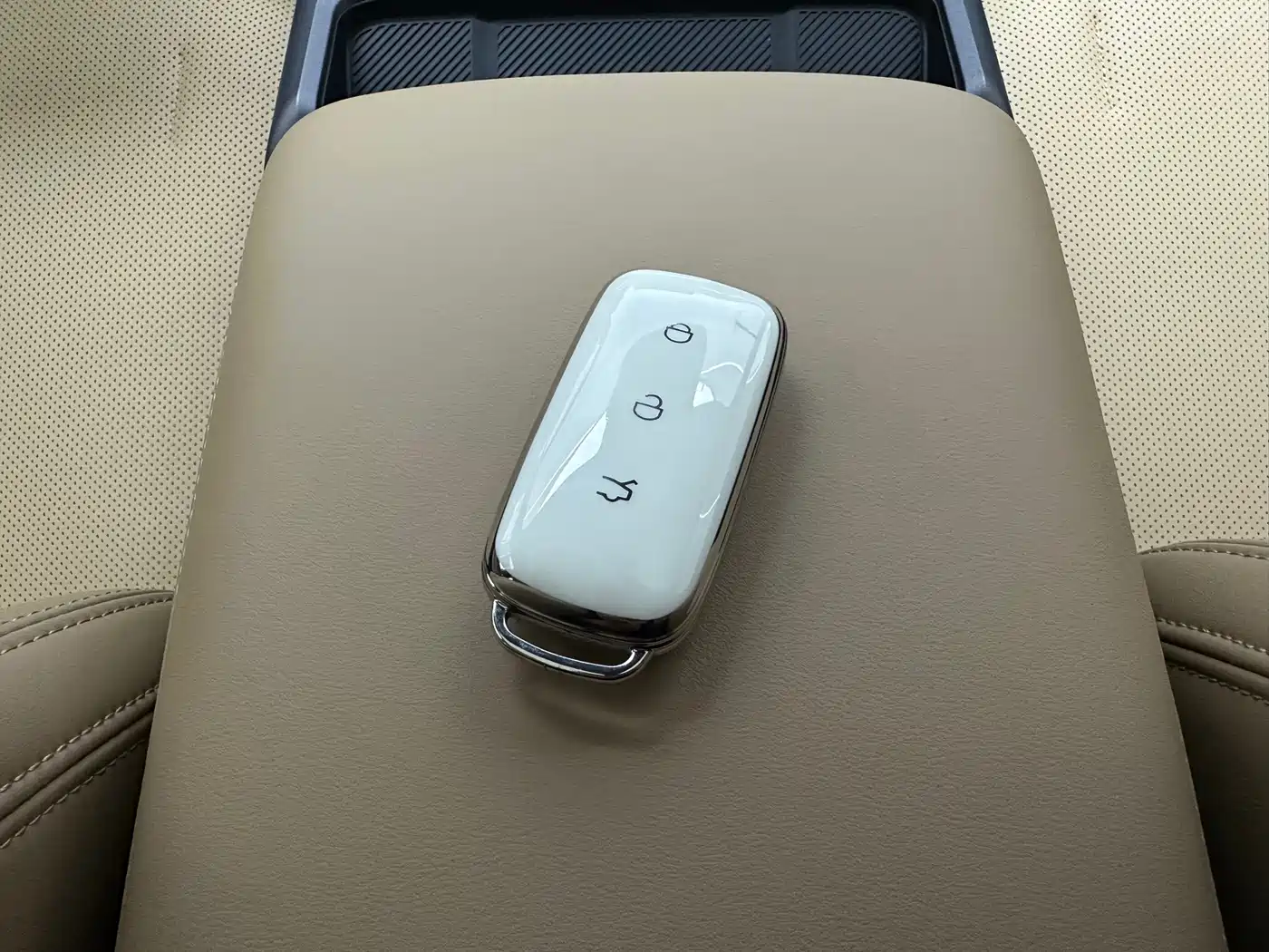 Geely Galaxy Galaxy L6 2023 2023 125km Starship
