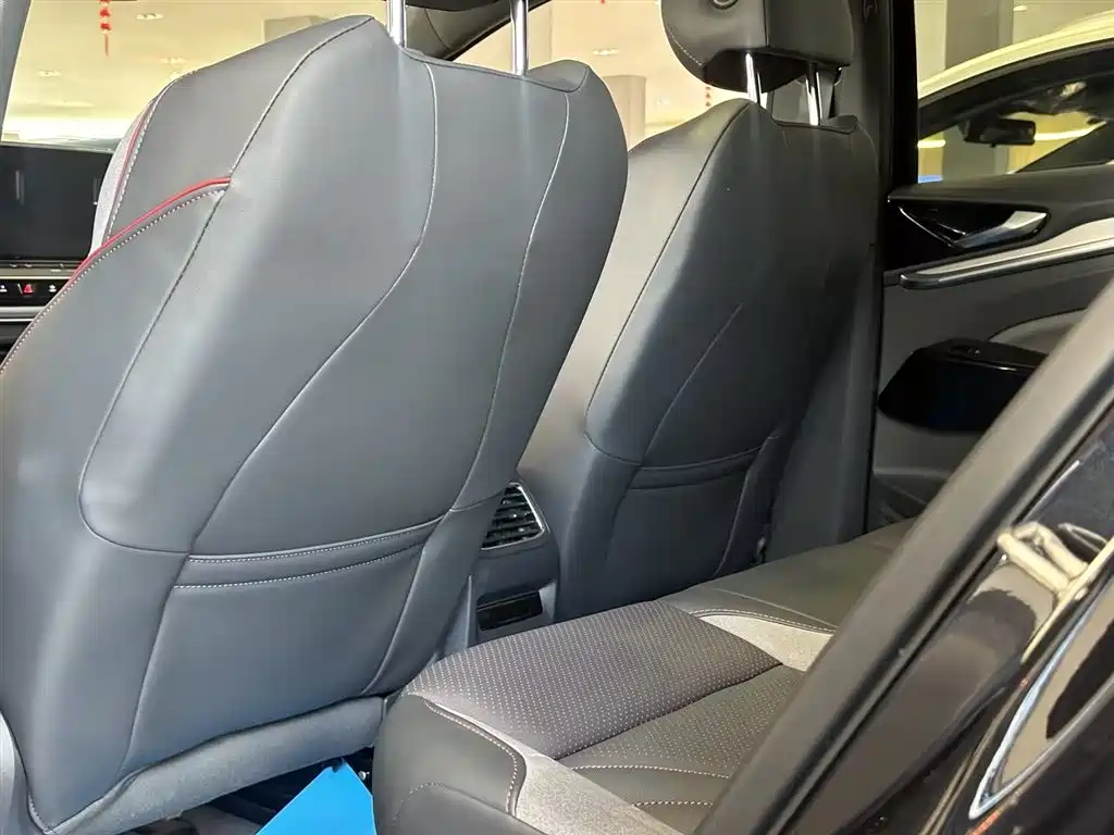 VOLKSWAGEN ID.4 CROZZ