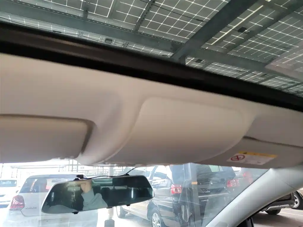 Volkswagen Polo 2018 1.5L Auto Comfort фото 18