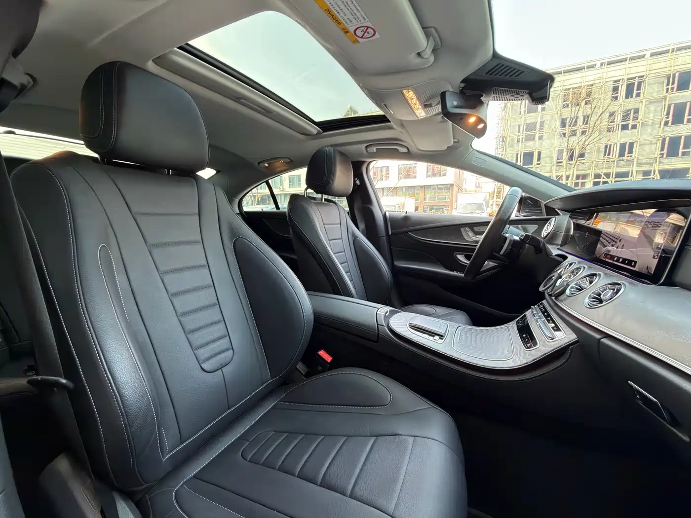 MERCEDES-BENZ CLS