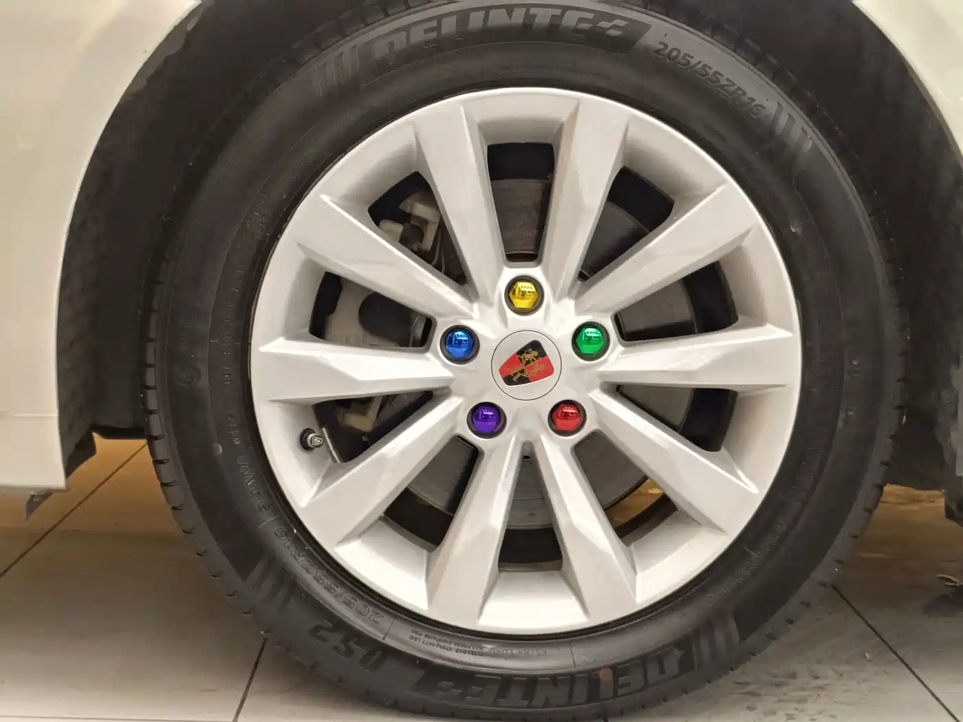 Roewe i6 New Energy 2018 2017 45T Hybrid Connected Smart Enjoyment Edition
