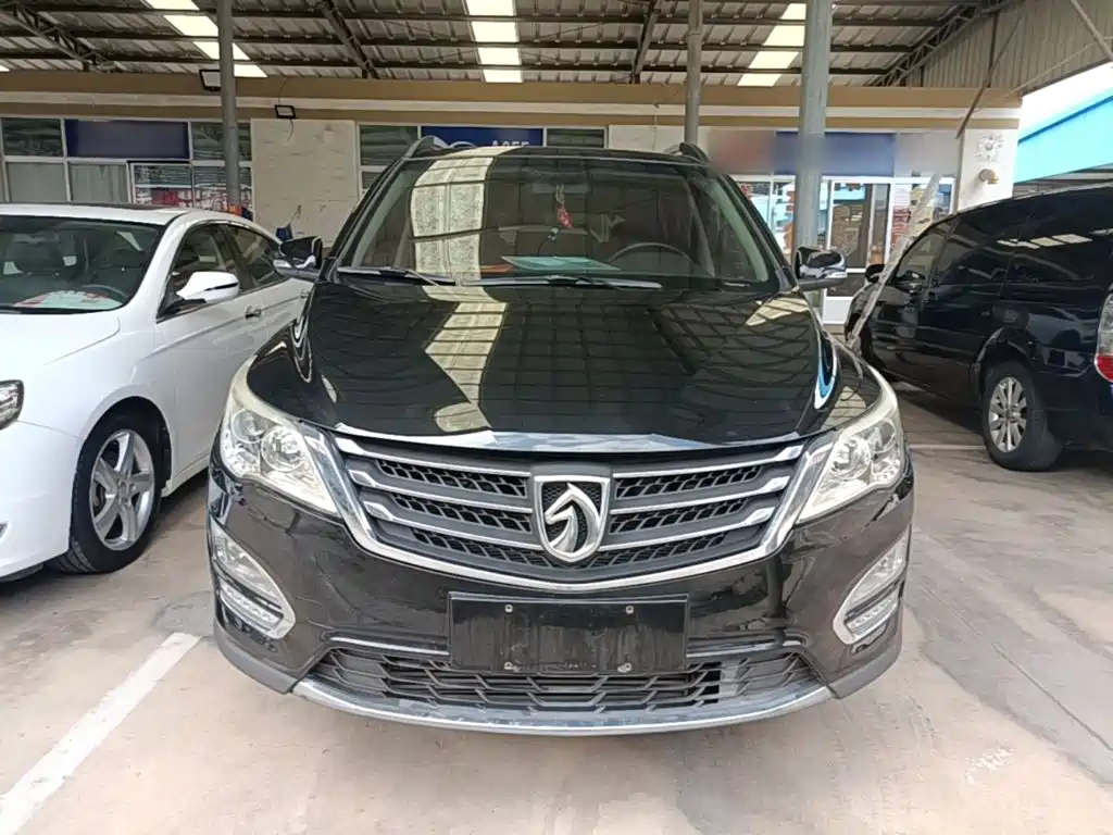 Baojun 560 2017 2016 1.5T Manual Comfort