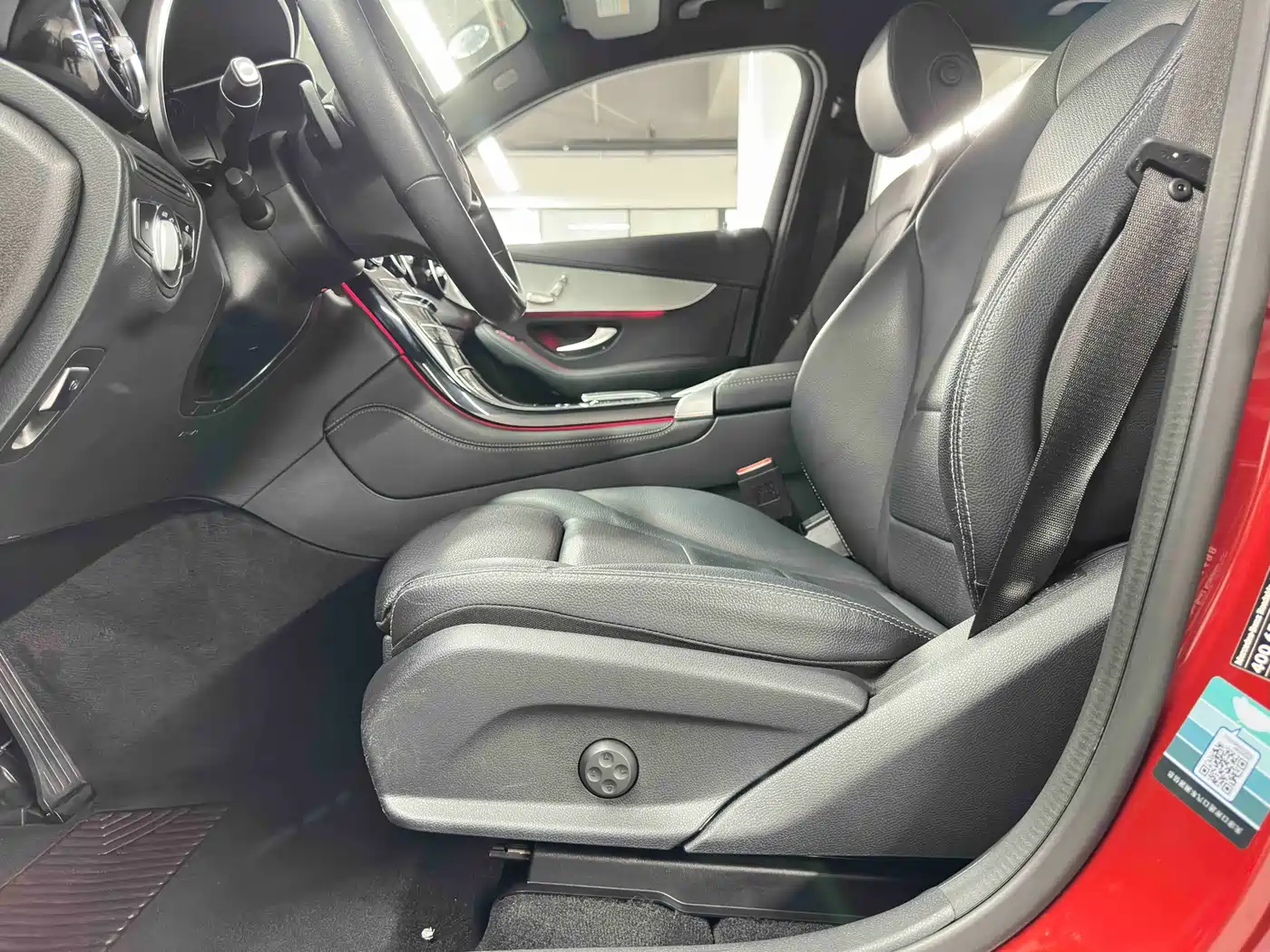 Mercedes-Benz GLC Coupe 2020 GLC 260 4MATIC Coupe SUV фото 8