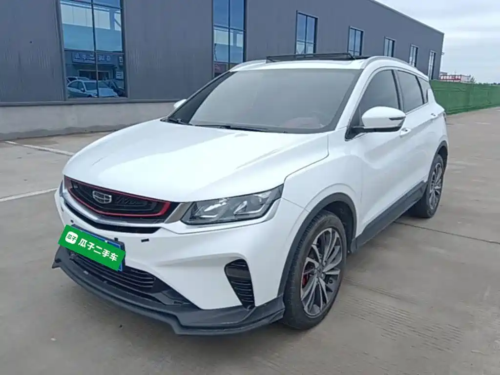 Фото 2 - Geely Binyue
