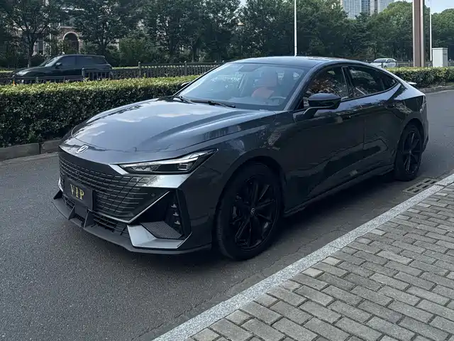 Changan UNI-V 2022