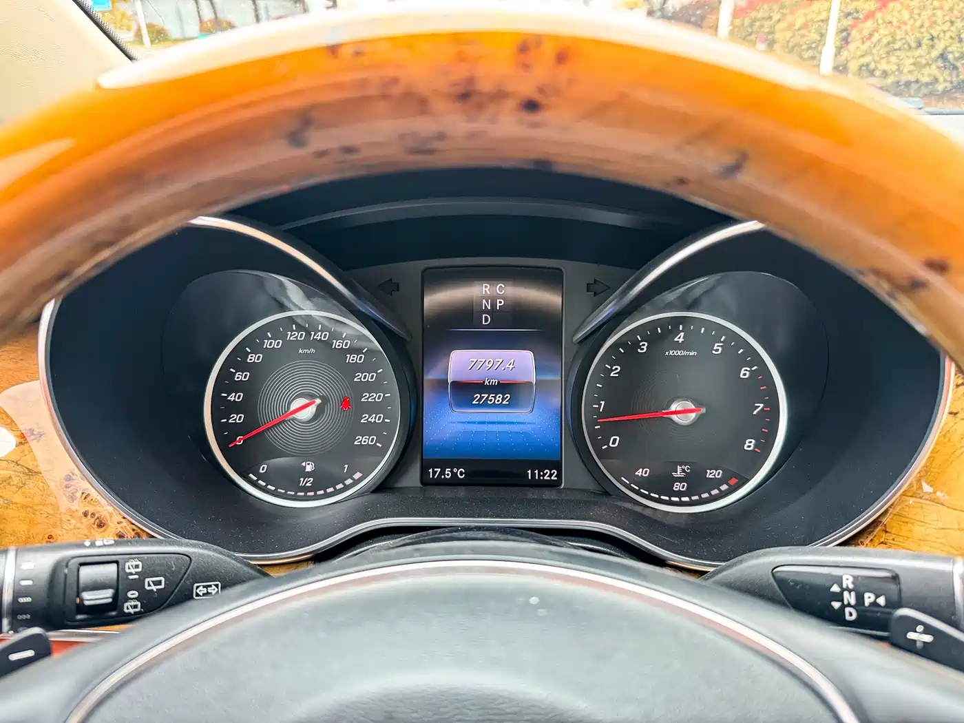 MERCEDES-BENZ V CLASS