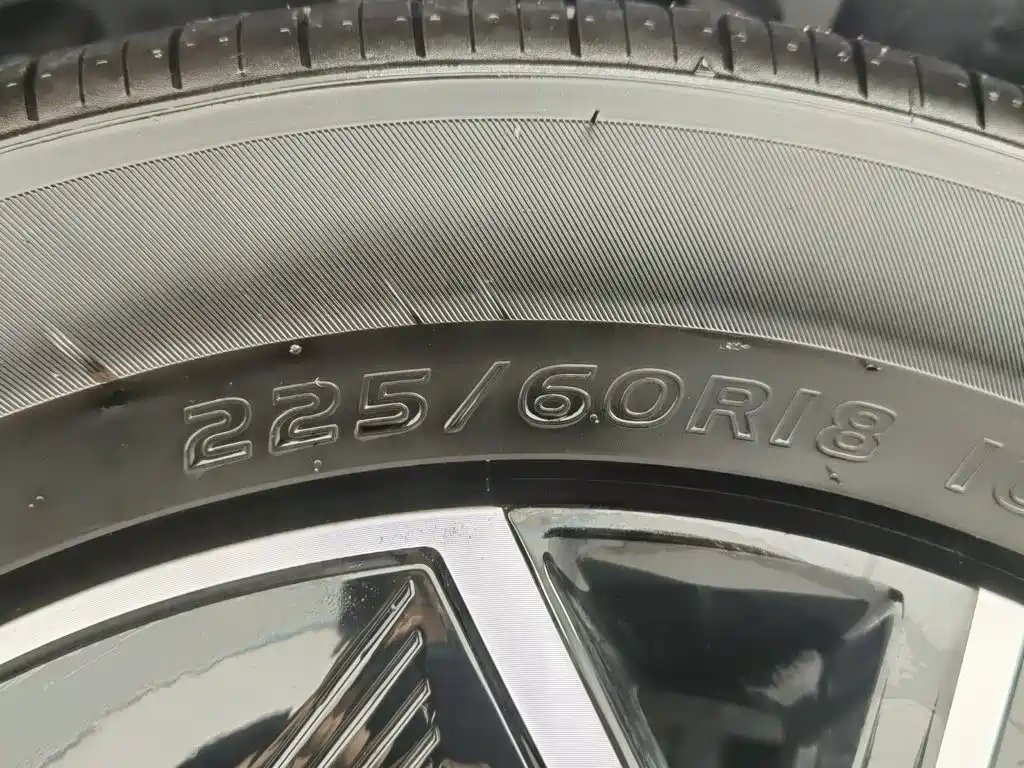 Exeed Chasing Wind C-DM 2025 2024 C-DM 1.5TCI 105KM Luxury Edition