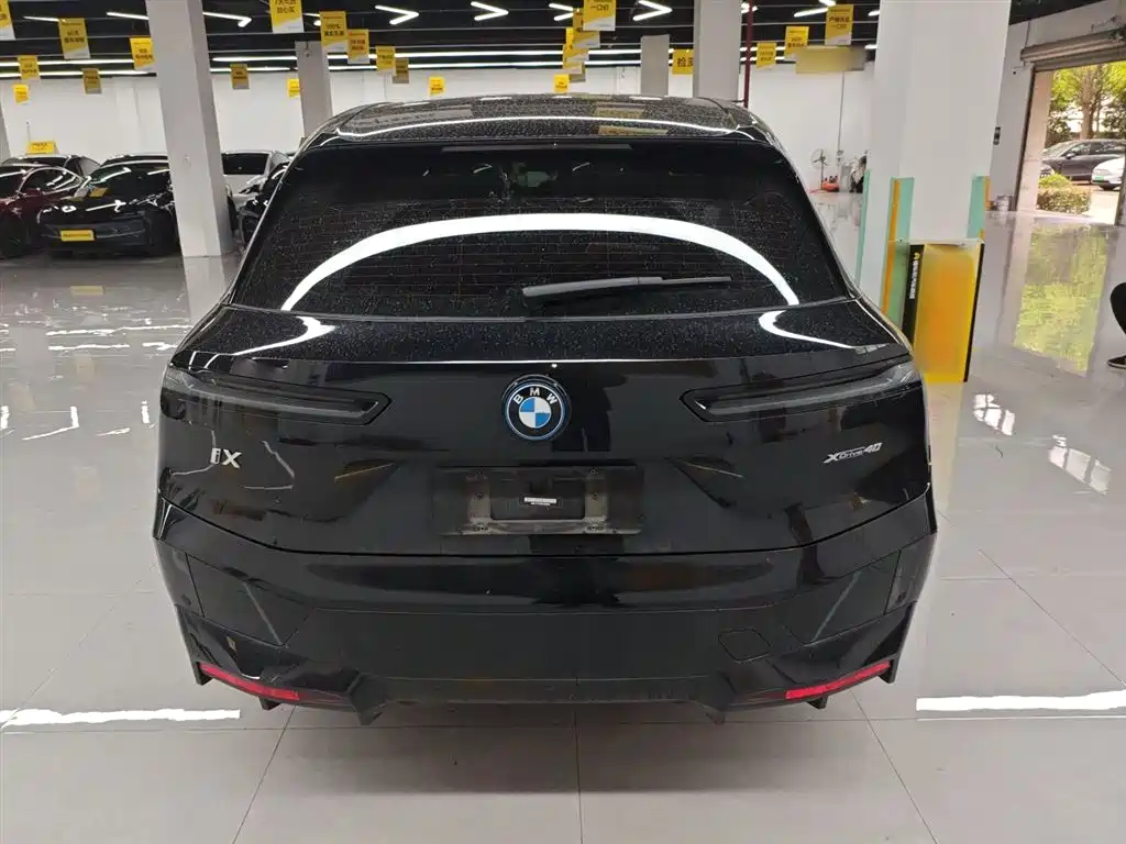 BMW iX 2022 xDrive40 фото 6