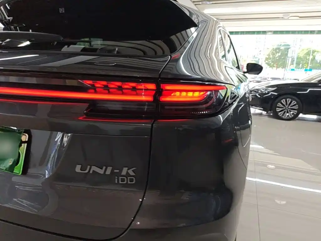 Фото 8 - Changan UNI-K iDD