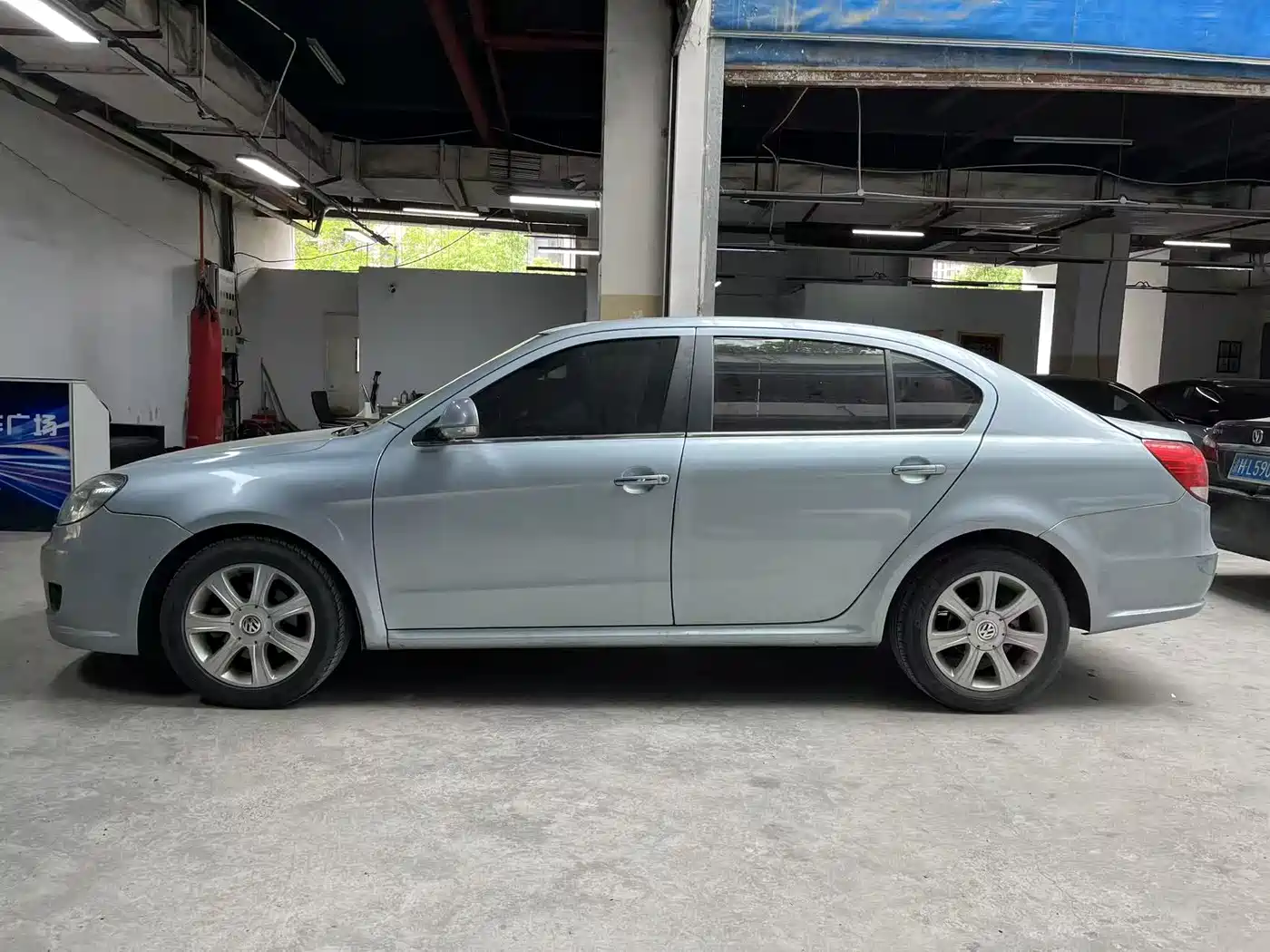 Volkswagen Lavida 2008 Model 1.6L Automatic Pinxuan Edition фото 7