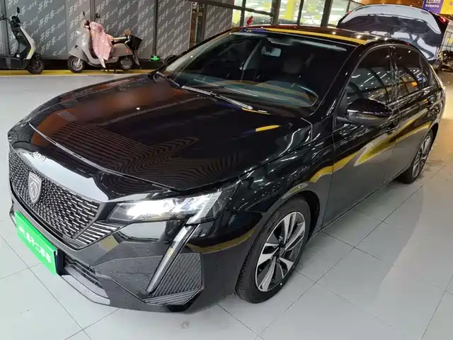 PEUGEOT 408 2026
