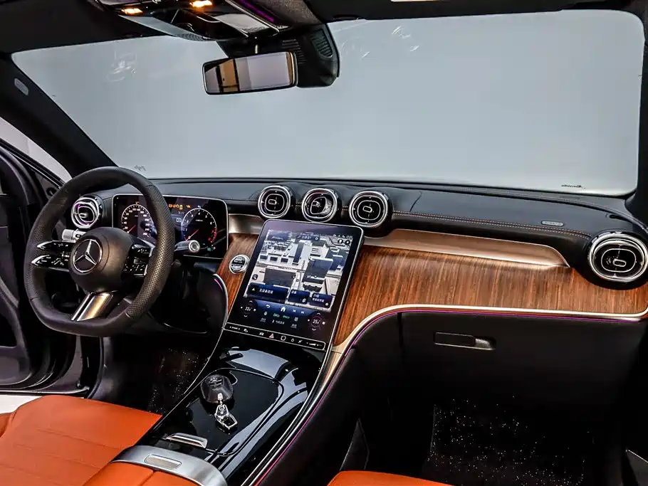 Mercedes-Benz GLC 2024 Facelift GLC 300 L 4MATIC Sport 5-seater фото 25