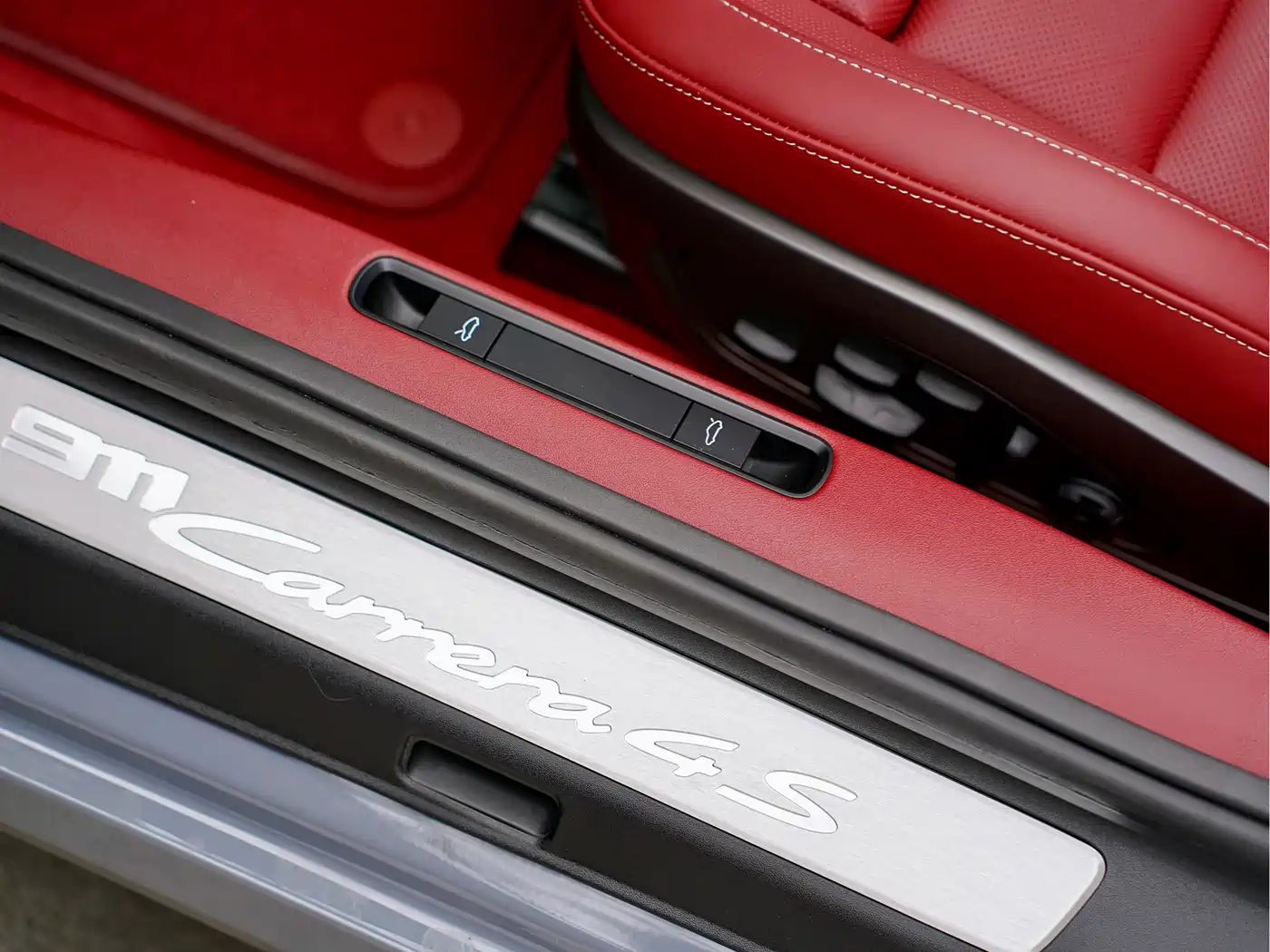 Porsche 911 2023 Carrera 4S Cabriolet 3.0T фото 11
