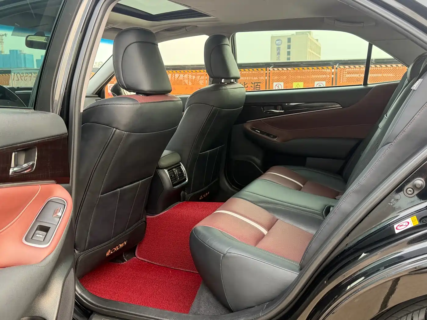 Toyota Crown 2017 2.0T Sport Edition фото 10