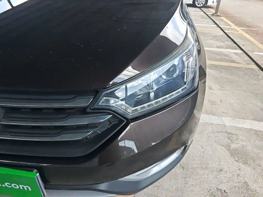 Dongfeng Aeolus Dongfeng Fengshen AX7 2015 2015 2.0L Automatic Smart Ease