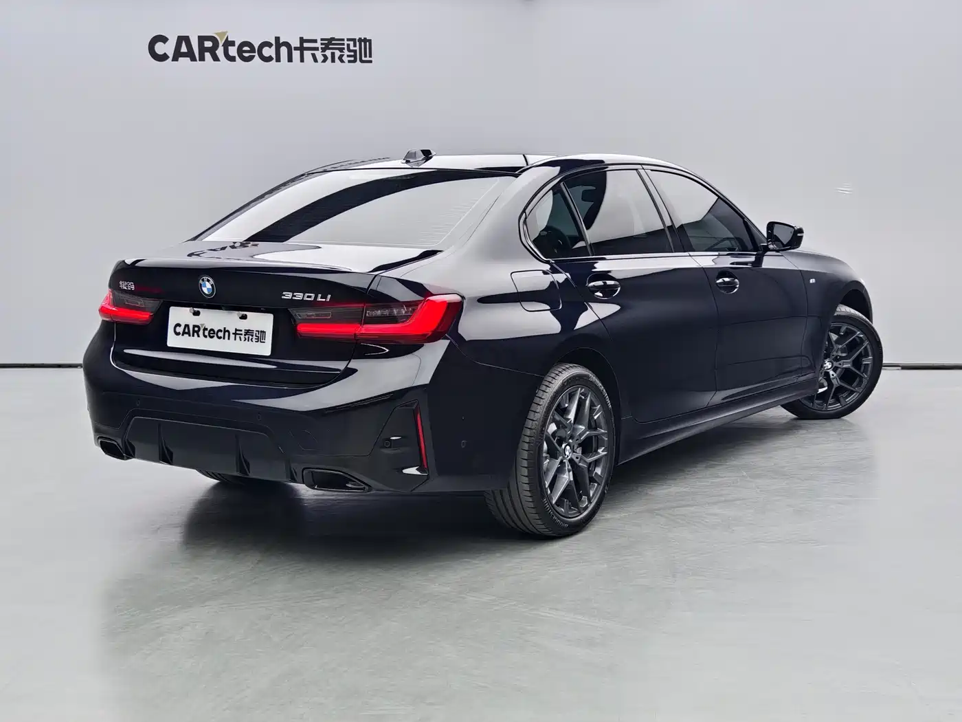 BMW 3 Series 2025 330Li Premium M Sport Night Edition фото 4