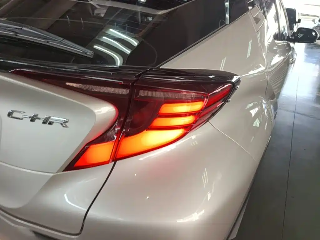 Toyota C-HR 2022 2021 2.0L Luxury Edition