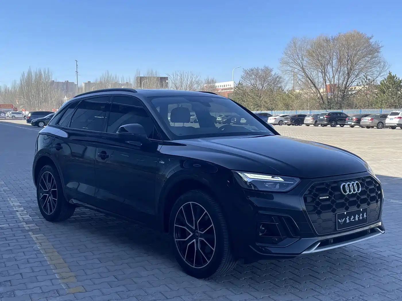 Audi Q5L 2025 40 TFSI Luxury Dynamic фото 5