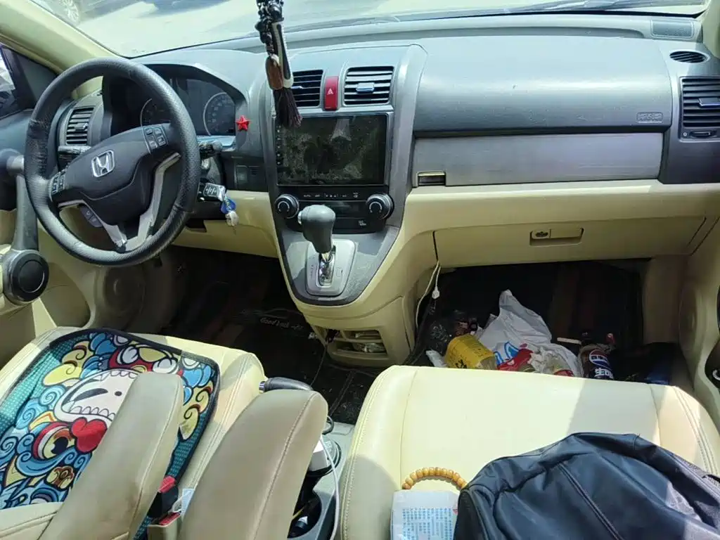 Фото 12 - Honda CR-V