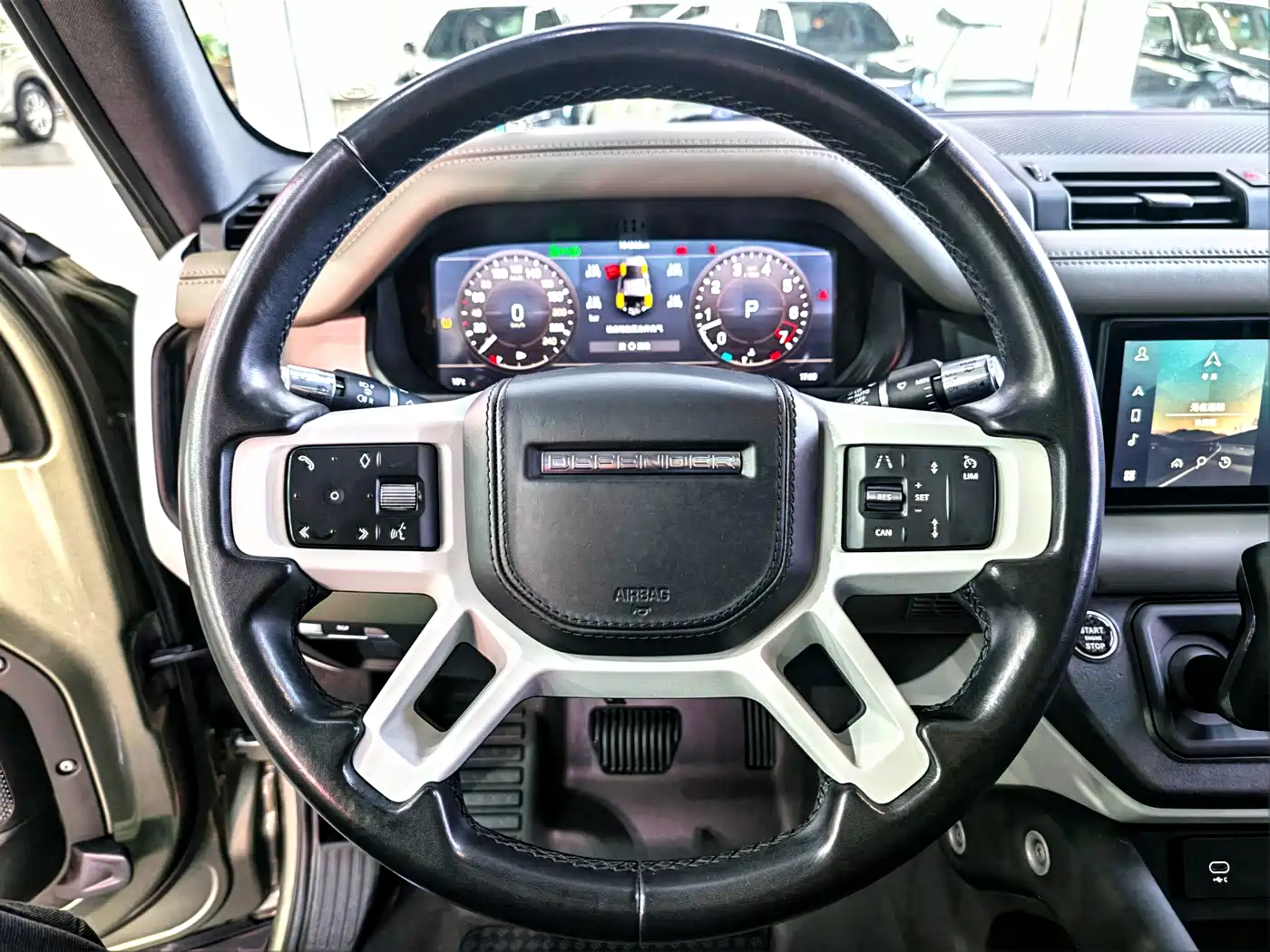 Land Rover Defender 2020 Model 110 P400 HSE фото 10