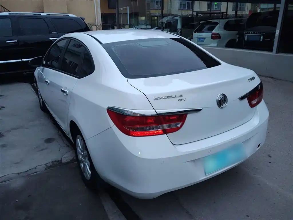 Buick Excelle 2013 GT 1.6L Automatic Fashion Edition фото 5