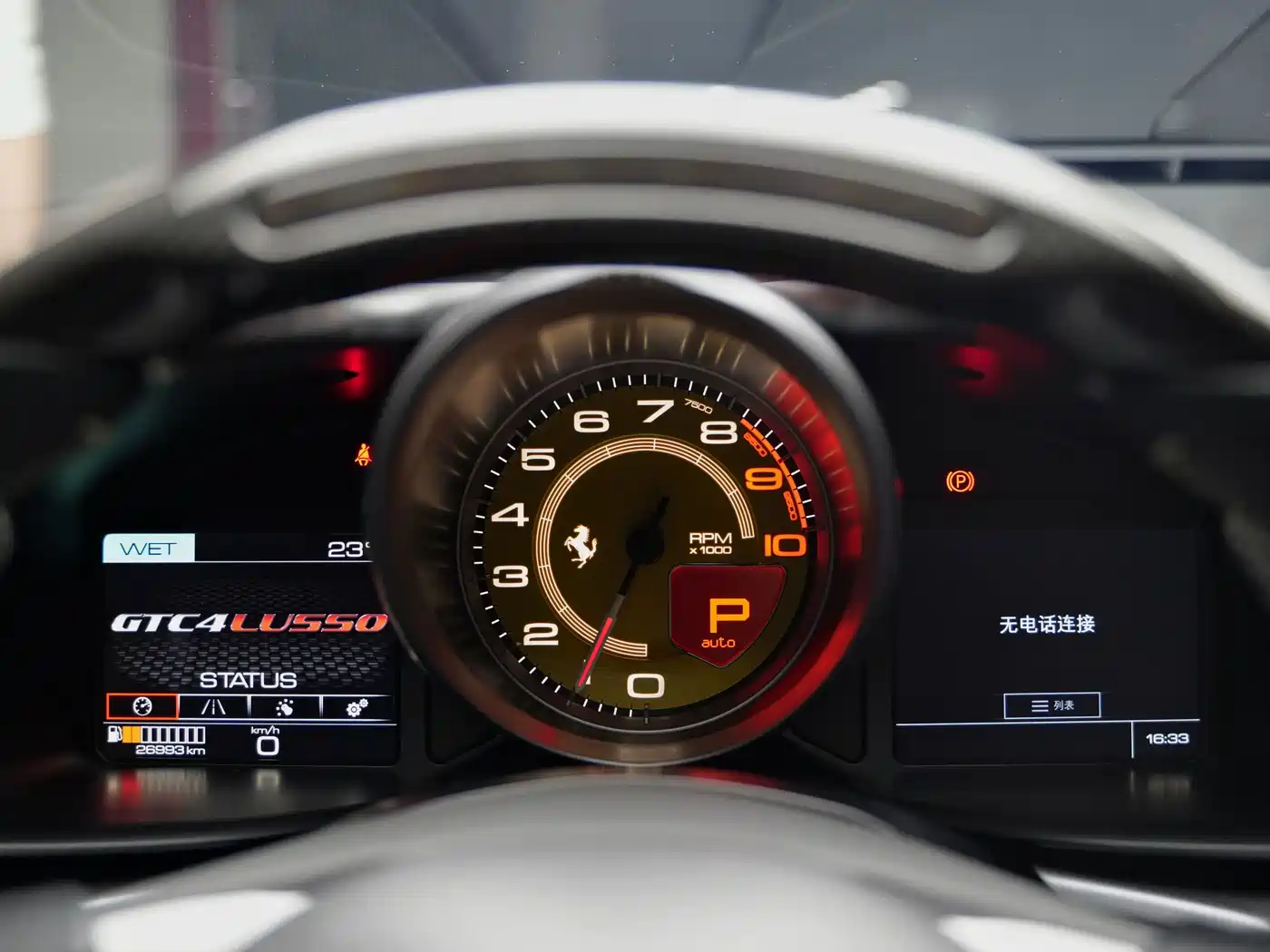 Ferrari GTC4Lusso 2017 2016 6.3L V12