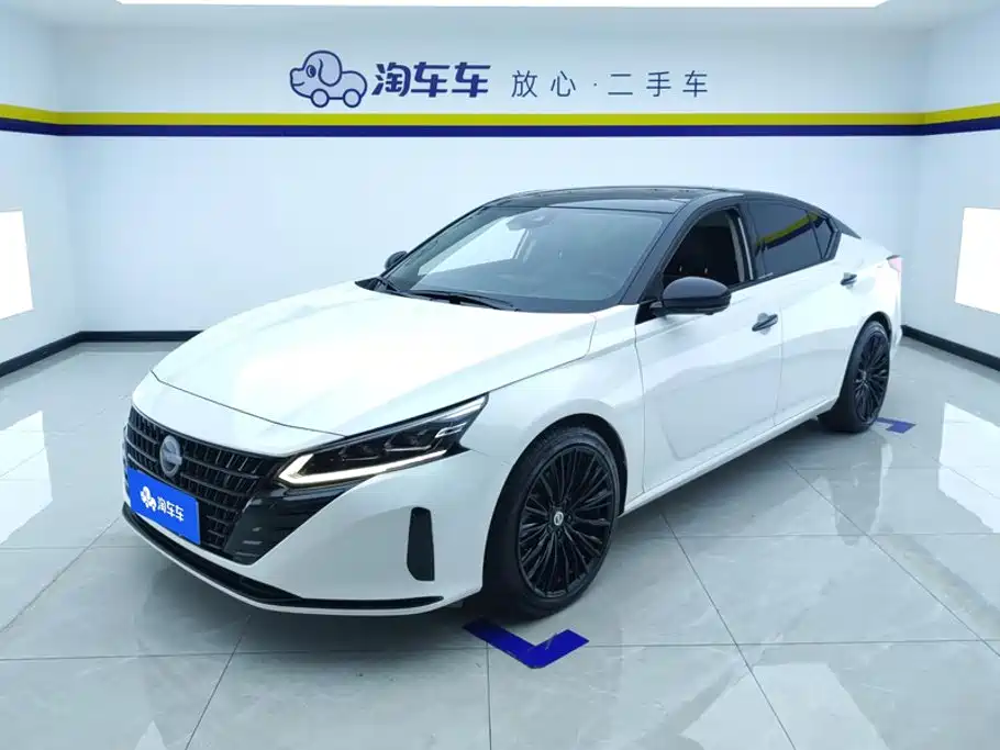 Nissan Teana 2025 2022 2.0L XL-Upr Premium Edition