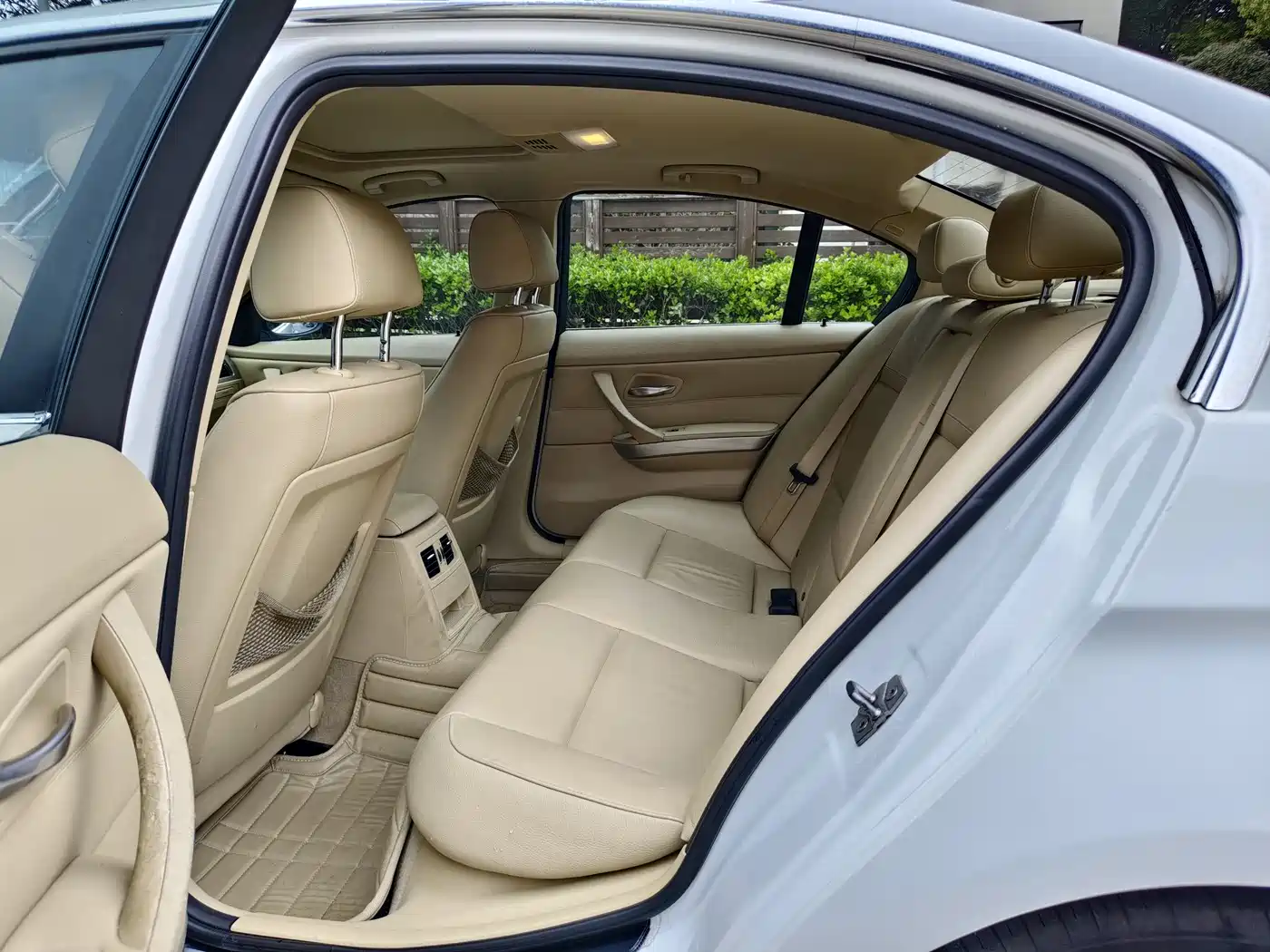 BMW 3 Series 2011 320i Fashion фото 8