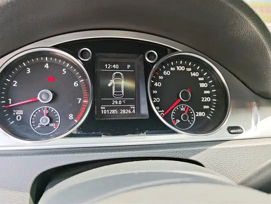 Volkswagen FAW-Volkswagen CC 2016 Model 1.8TSI Premium фото 14