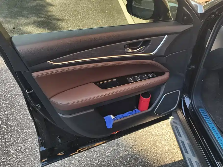 Фото 7 - Honda UR-V