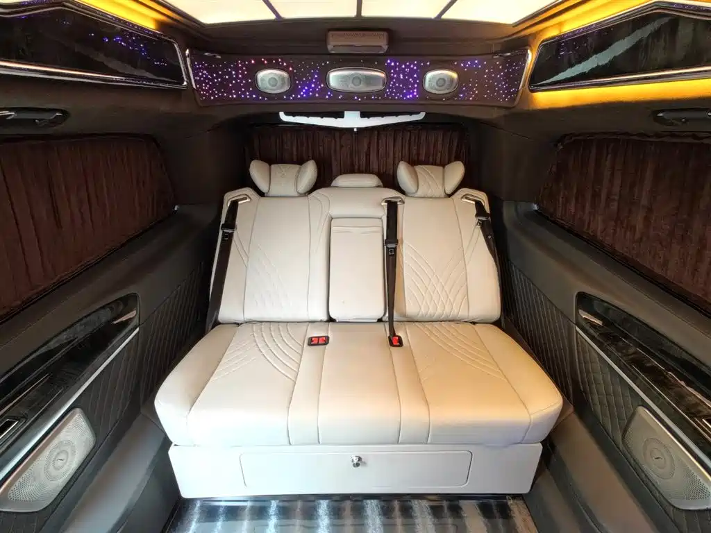 Mercedes-Benz Vito 2021 2.0T Business Edition 7-seater фото 10