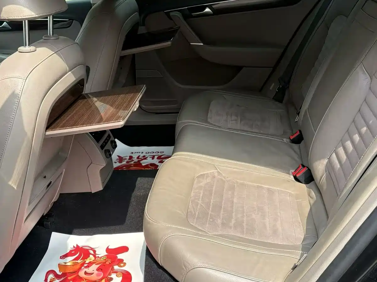 Volkswagen Magotan 2015 2.0TSI Premium фото 9