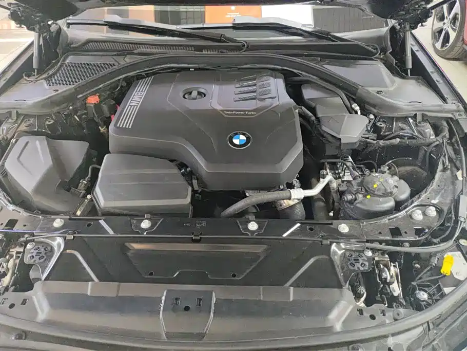 BMW 3 Series 2024 325i M Sport Package фото 10