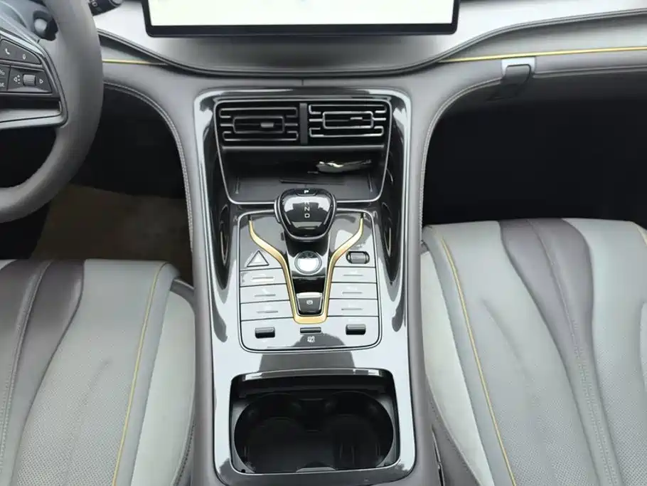 BYD Frigate 07 2023 2023 DM-i 205KM Premium