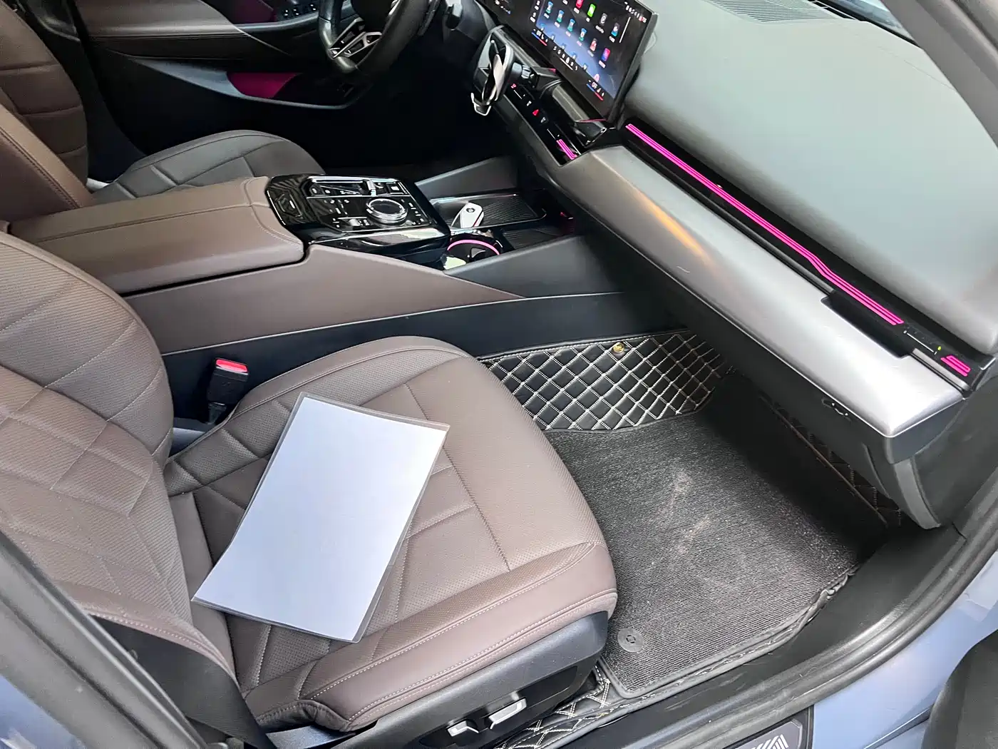 BMW 5 Series 2024 525Li M Sport Package фото 13