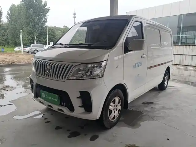  Changan Kaicheng Changan Ruixing EM60 2022 Pure Electric Van 4498mm Length Flat Roof Tailgate 2-Seater 60kW 41.86kWh
